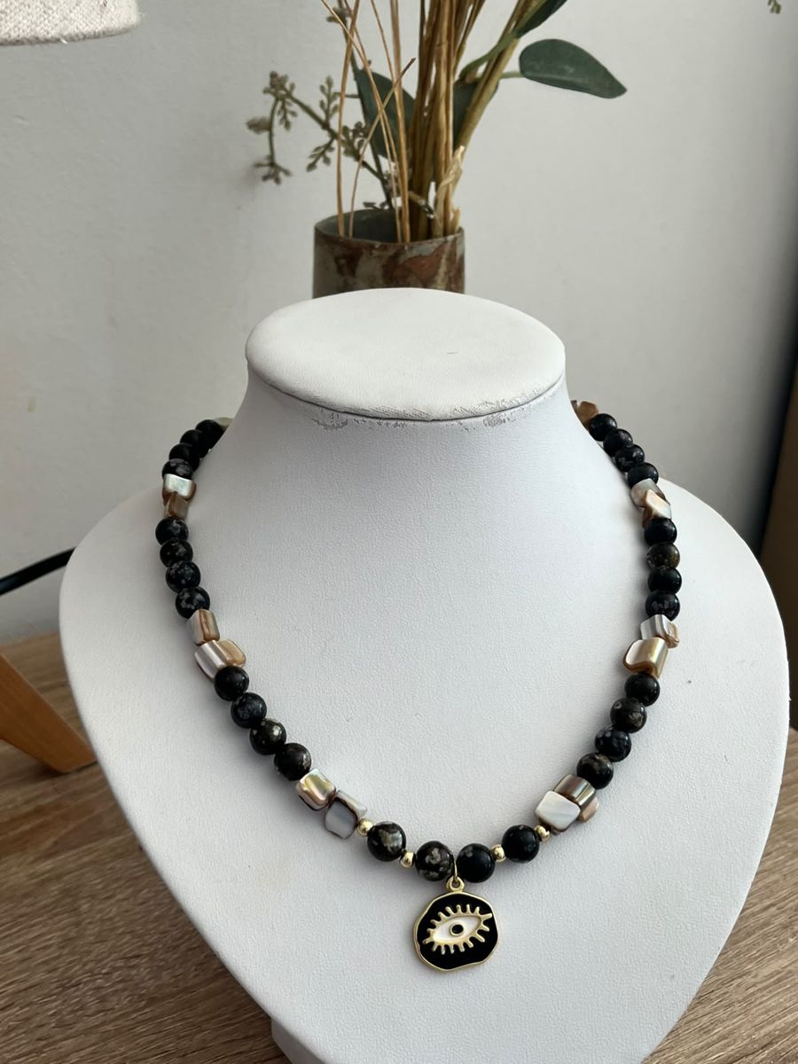 Collar Noche